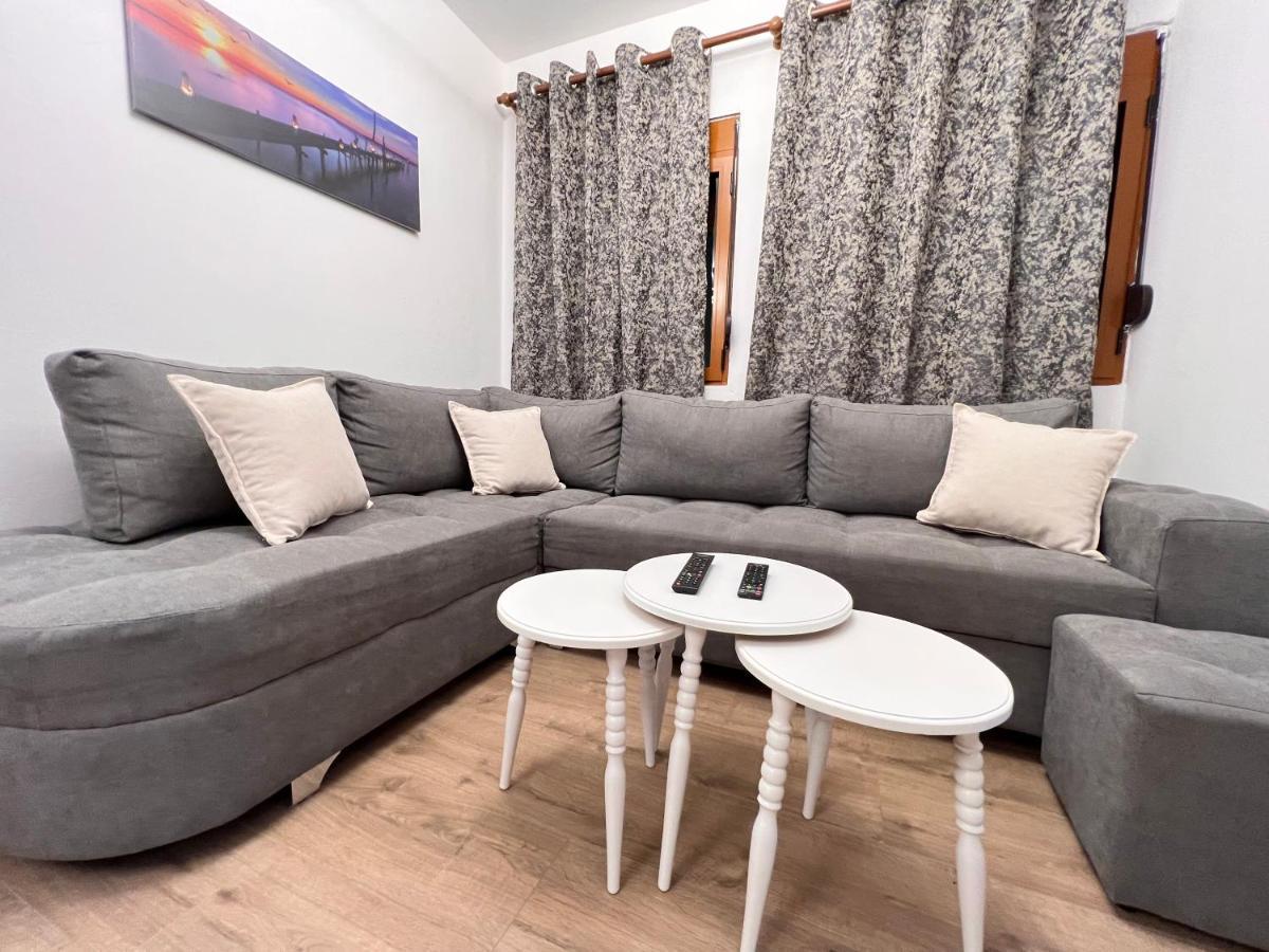 Arteg Apartments Dıraç Dış mekan fotoğraf