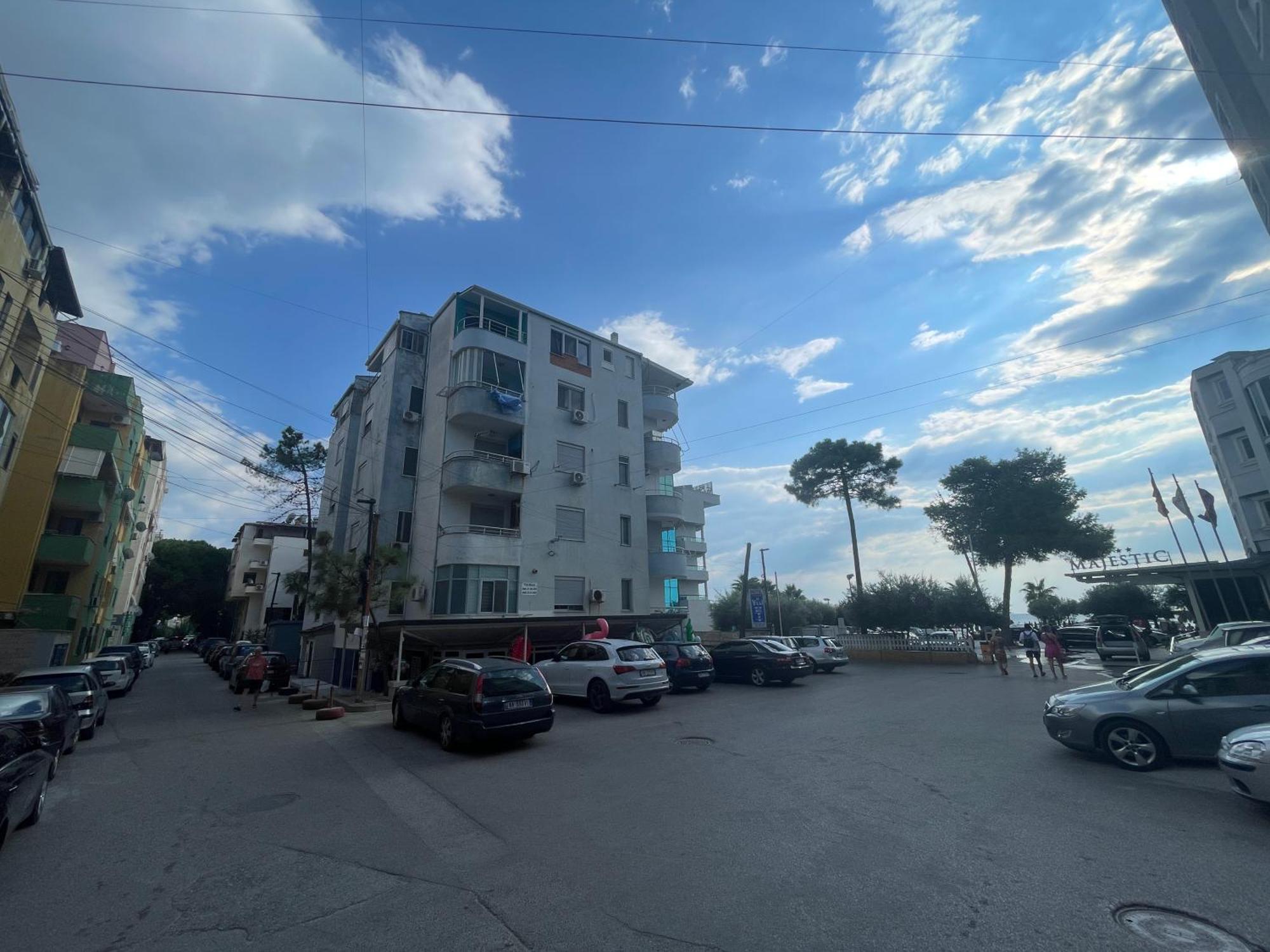 Arteg Apartments Dıraç Dış mekan fotoğraf